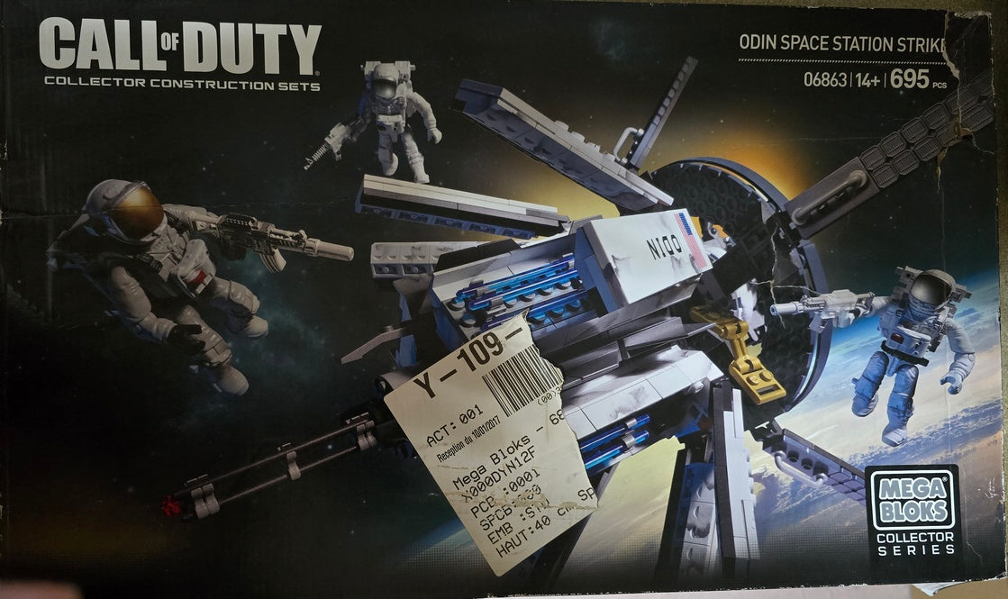 MEGA BLOKS 06863 - CALL OF DUTY - ODIN SPACE STATION STRIKE (Boite Endommagée)